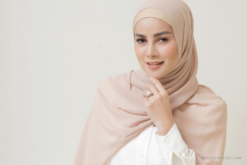 Biodata Olla Ramlan: Agama, Keluarga, Pacar, Fakta dan Karir Biodata Olla Ramlan: Agama, Keluarga, Pacar, Fakta dan Karir