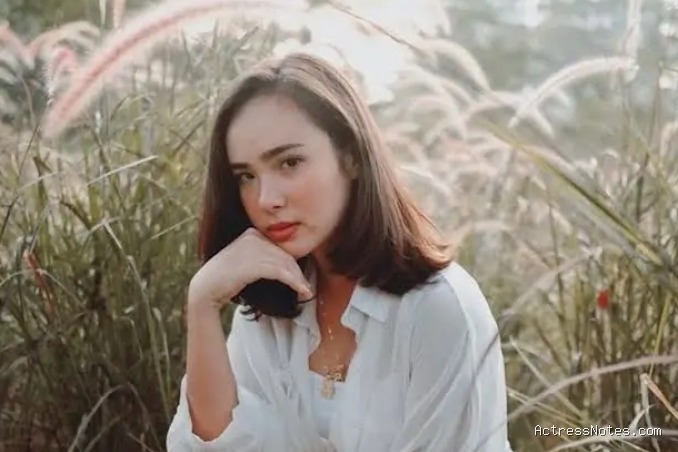 Pamela Bowie: Agama, Keluarga, Pacar & Fakta Terungkap