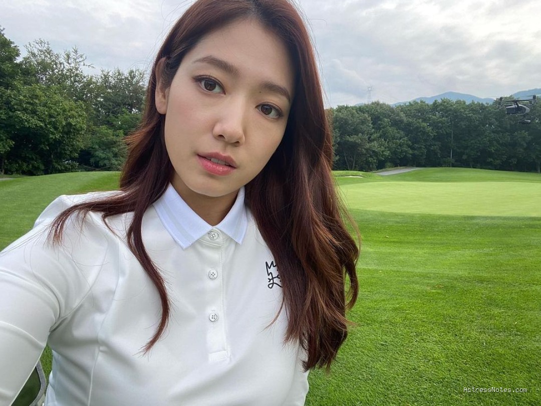 Biodata Park Shin Hye: Agama, Keluarga, Pacar, Fakta dan Karir