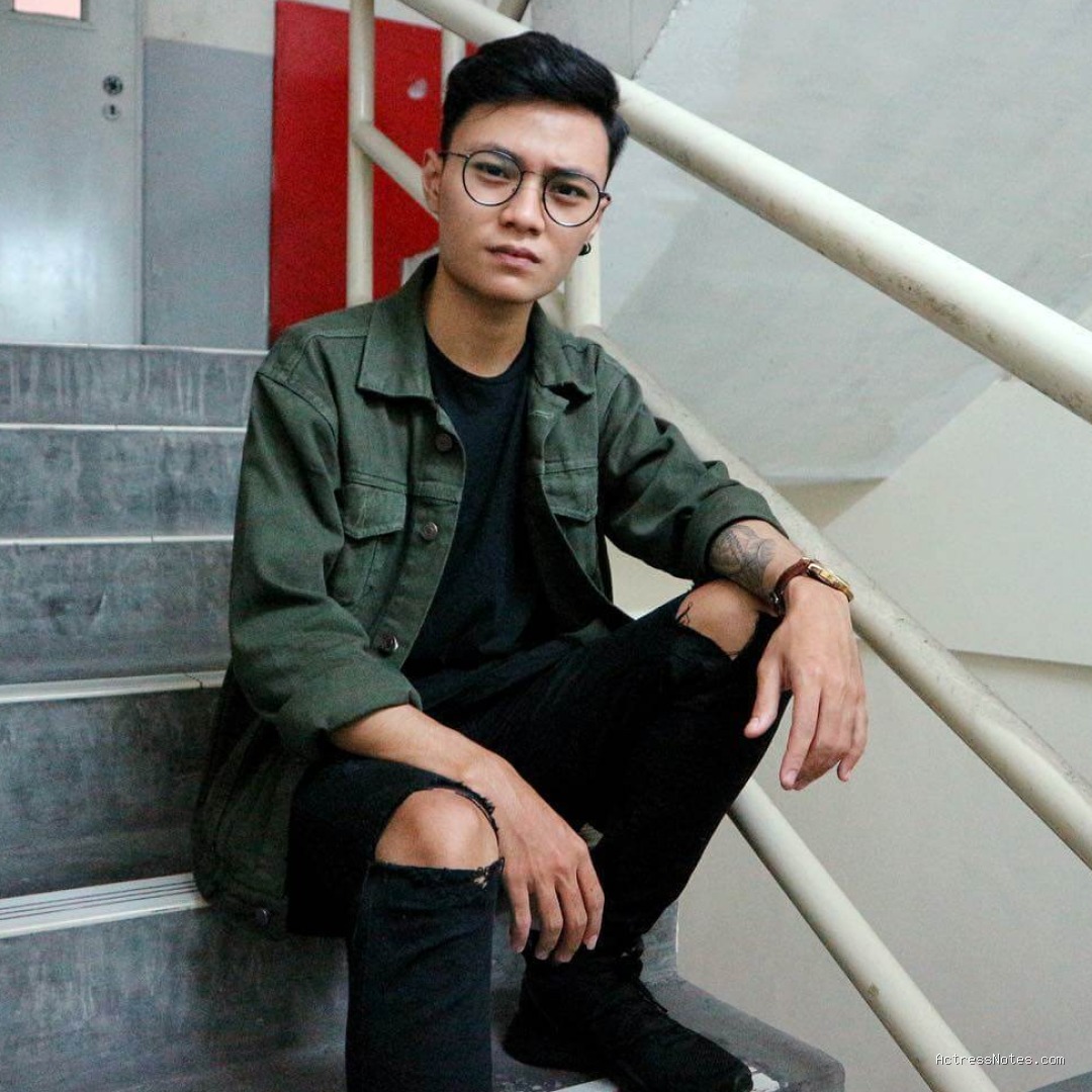 Petrus Mahendra: Agama, Keluarga, Pacar, Fakta & Karir
