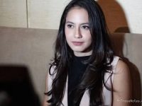pevita-pearce-agama-pacar-fakta-karir-terungkap-13837 Pevita Pearce: Agama, Pacar, Fakta & Karir Terungkap