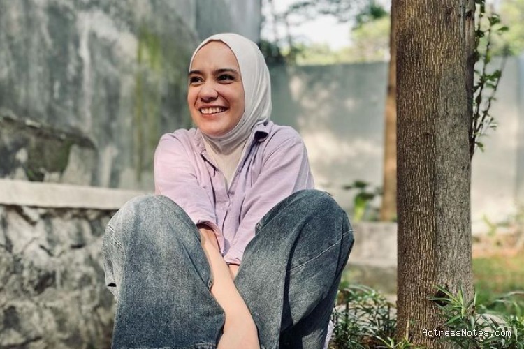 Biodata Putri Anne: Agama, Keluarga, Pacar, Fakta dan Karir