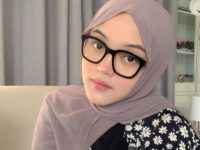 putri-delina-biodata-lengkap-agama-pacar-karir-terbaru-41911 Putri Delina: Biodata Lengkap, Agama, Pacar, Karir Terbaru