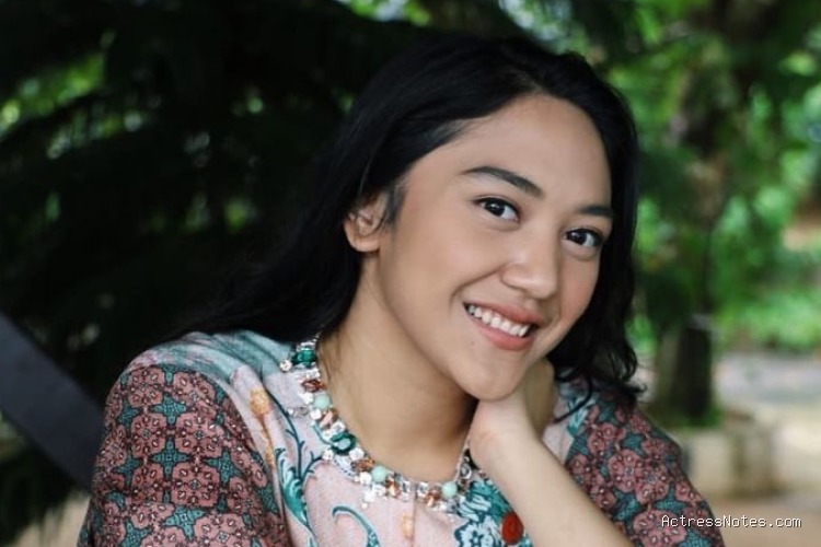 Biodata Putri Tanjung: Agama, Keluarga, Pacar, Fakta dan Karir