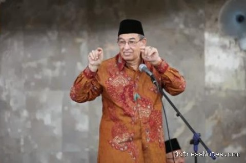 Biodata Quraish Shihab: Agama, Keluarga, Pasangan, Fakta dan Karir