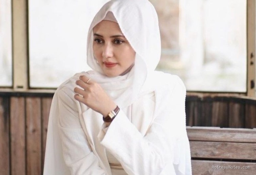 Biodata Rara Nawangsih: Agama, Keluarga, Pacar, Fakta dan Karir