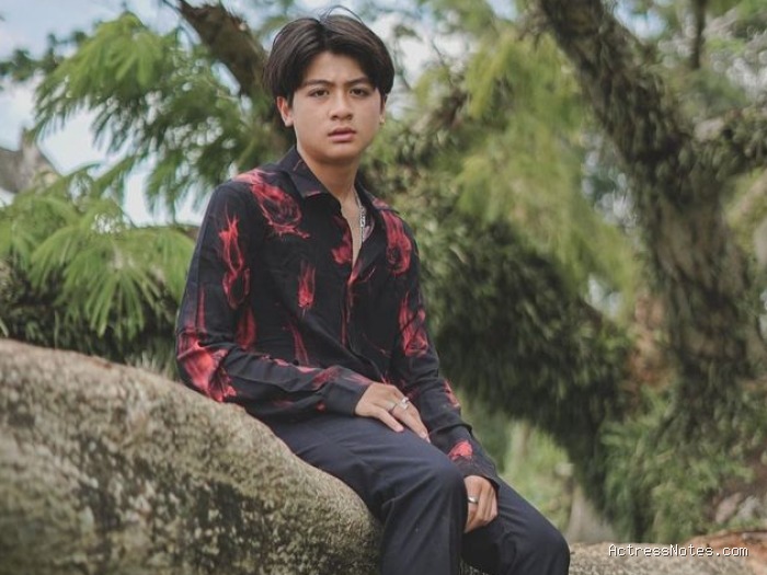 Rassya Hidayah: Agama, Pacar, Fakta & Karir Lengkap