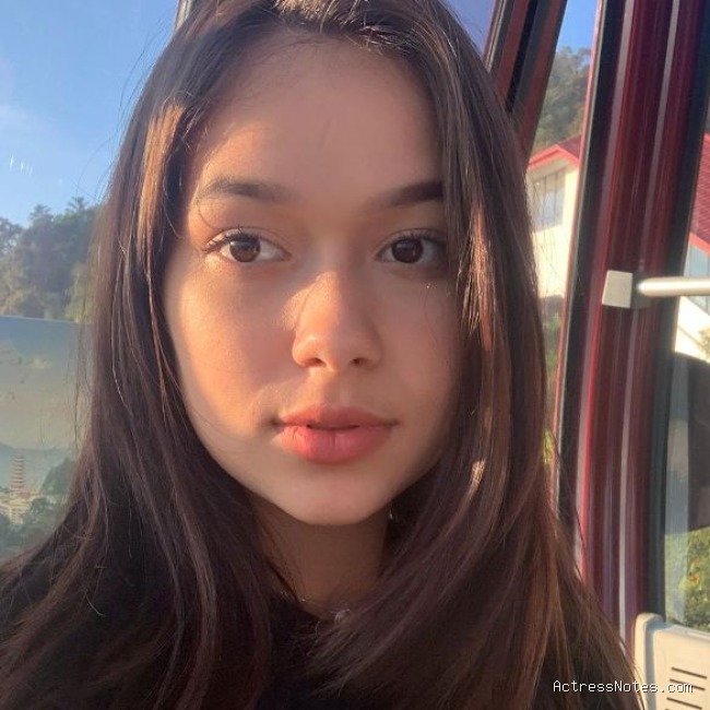 Biodata Rebecca Klopper: Agama, Keluarga, Pacar, Fakta dan Karir