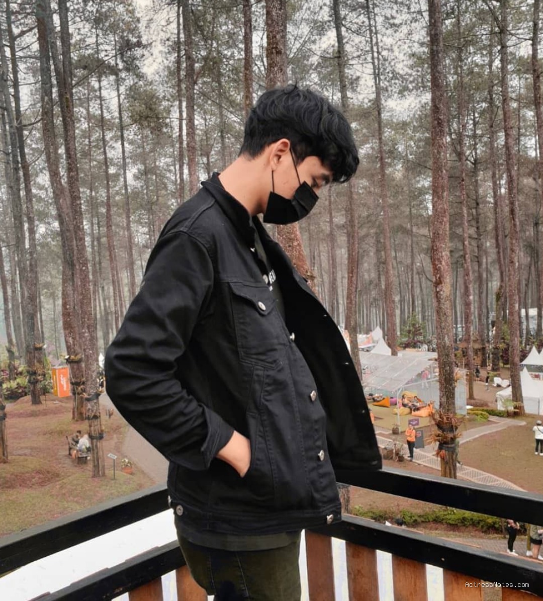 Biodata Reza Darmawangsa: Agama, Keluarga, Pacar, Fakta dan Karir