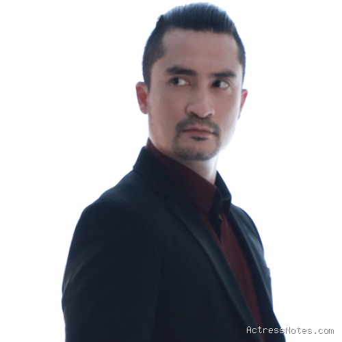 Biodata Reza Pahlevi: Agama, Keluarga, Pacar, Fakta dan Karir
