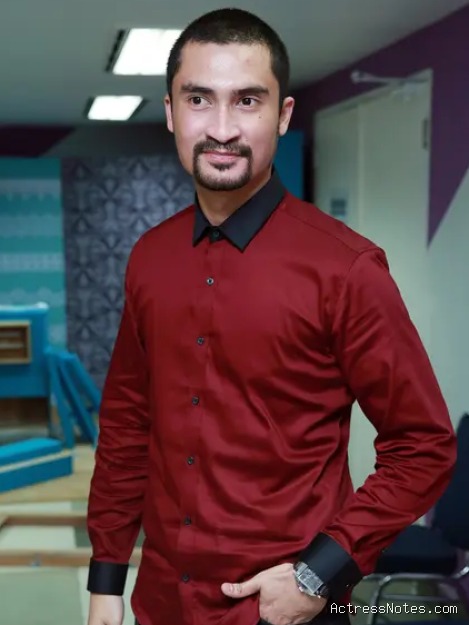 Biodata Reza Pahlevi: Agama, Keluarga, Pacar, Fakta dan Karir