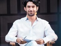 reza-rahadian-agama-keluarga-pacar-fakta-karir-lengkap-41423 Reza Rahadian: Agama, Keluarga, Pacar, Fakta & Karir Lengkap