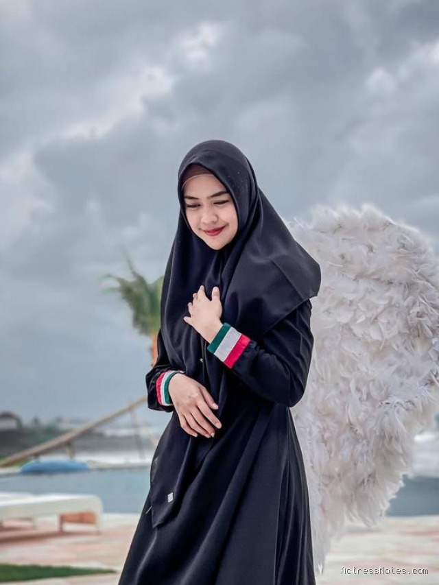 Biodata Ria Ricis: Agama, Keluarga, Pacar, Fakta dan Karir