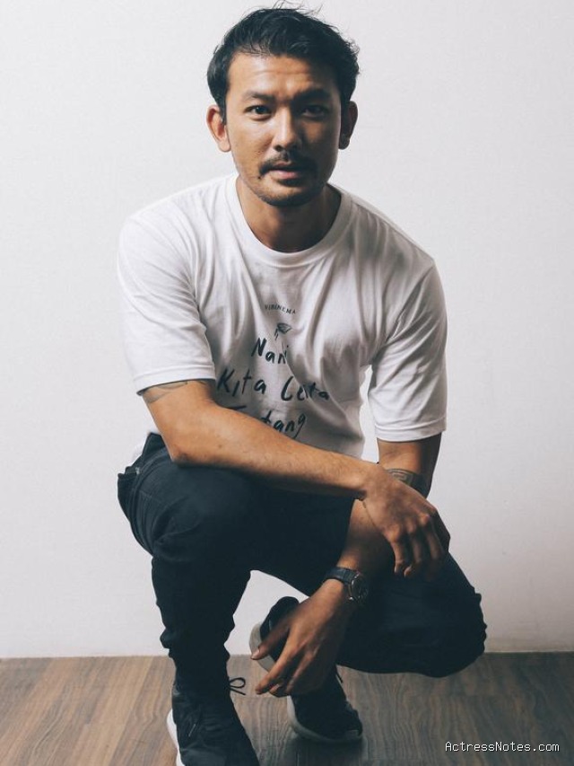 Rio Dewanto: Agama, Keluarga, Pacar, Fakta & Karir Lengkap