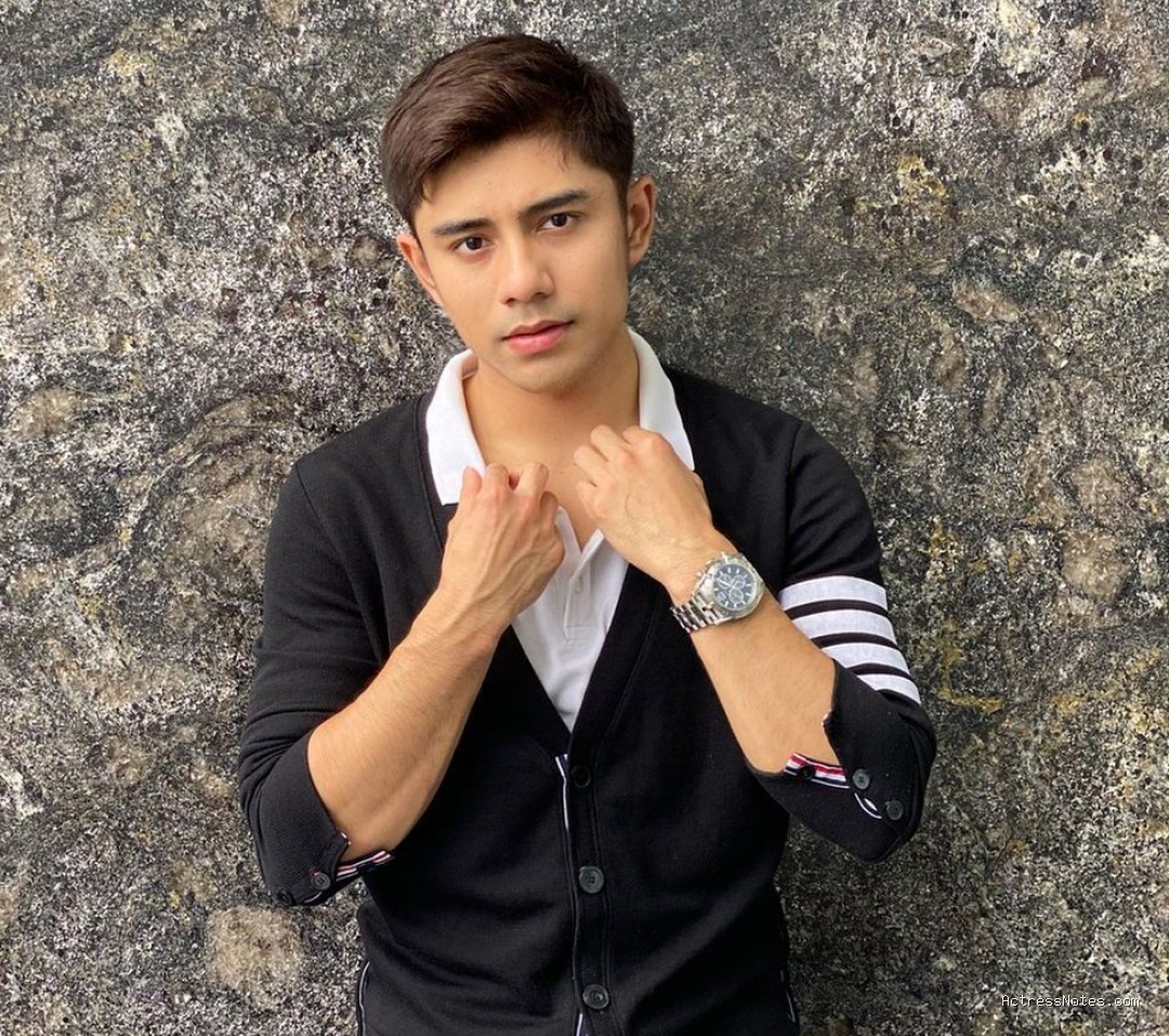 Biodata Riza Syah: Agama, Keluarga, Pacar, Fakta dan Karir