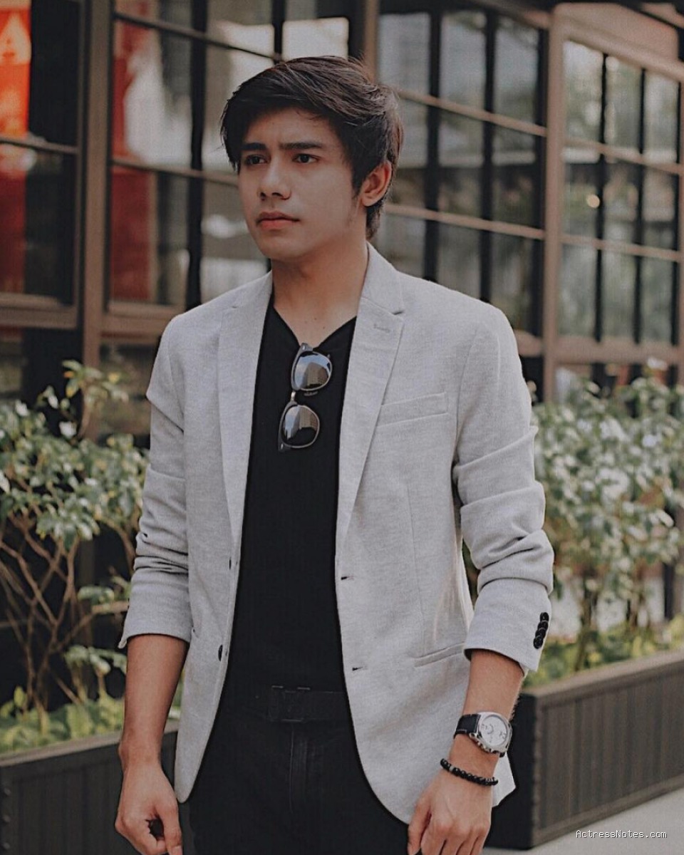 Biodata Riza Syah: Agama, Keluarga, Pacar, Fakta dan Karir