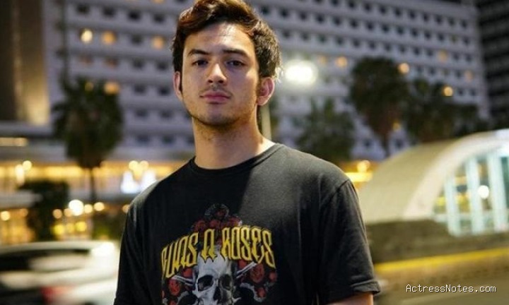 Biodata Rizky Nazar: Agama, Keluarga, Pacar, Fakta dan Karir