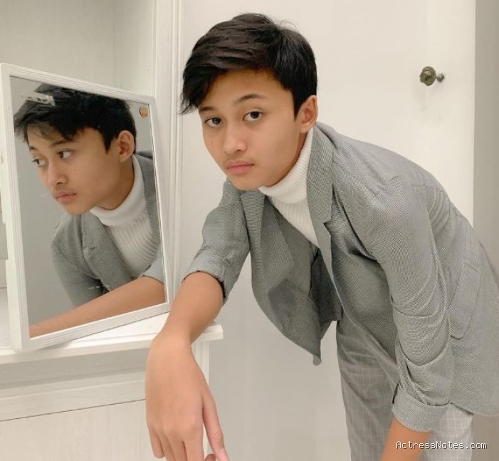 Rizwan Fadilah: Agama, Keluarga, Pacar, Karir & Fakta