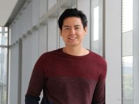 Roger Danuarta: Agama, Keluarga, Pacar, Fakta & Karir Lengkap