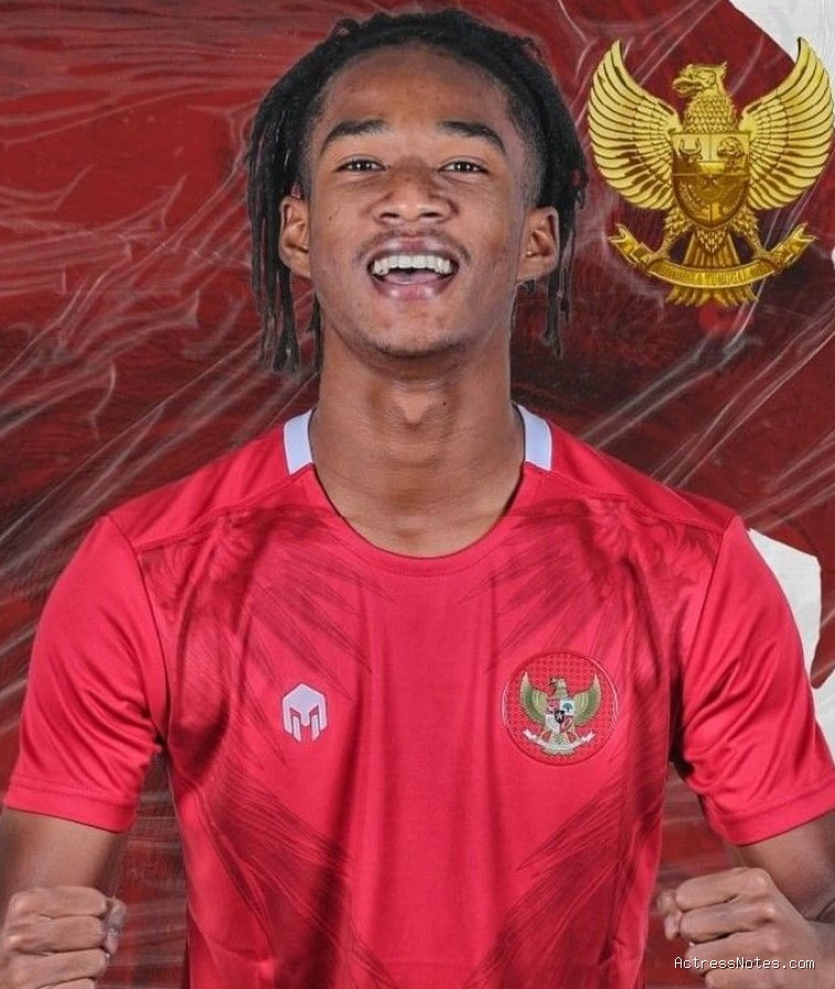 Ronaldo Kwateh: Agama, Pacar, Karir & Fakta Terungkap