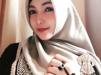 roro-fitria-biodata-agama-keluarga-pacar-fakta-karir-96622 Roro Fitria Biodata: Agama, Keluarga, Pacar, Fakta & Karir