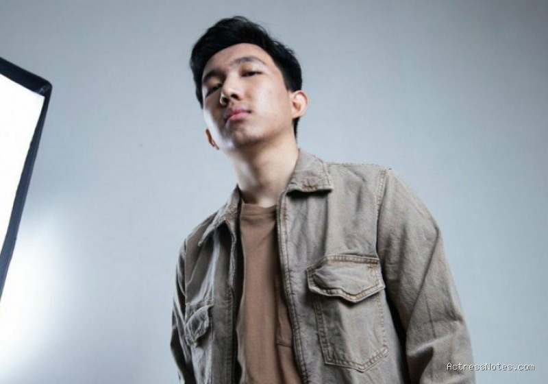 Biodata Rrq Lemon: Agama, Keluarga, Pacar, Fakta dan Karir