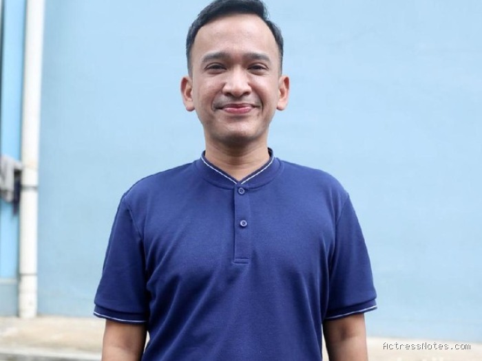 Biodata Ruben Onsu: Agama, Keluarga, Pacar, Fakta dan Karir