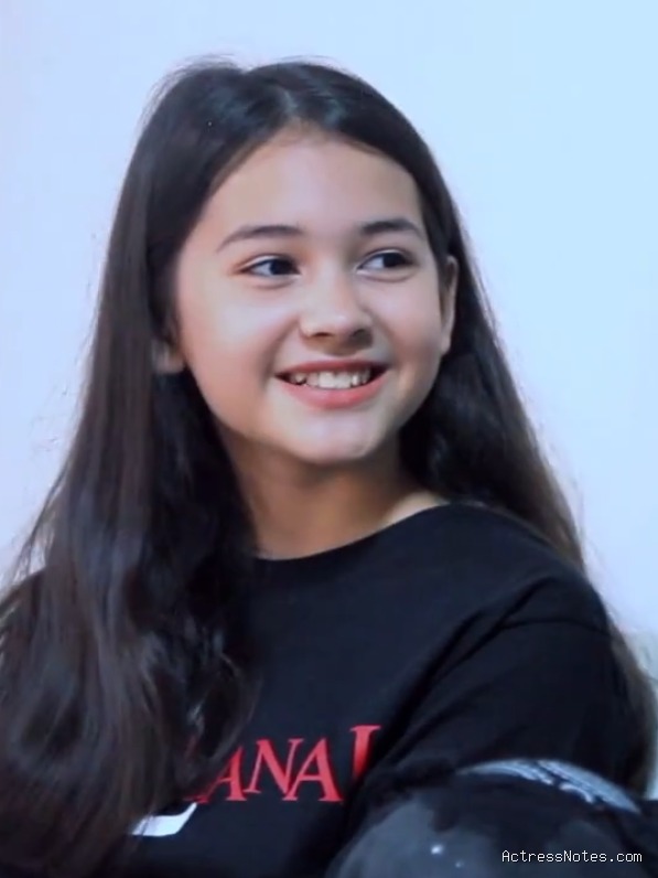 Biodata Sandrinna Michelle: Agama, Keluarga, Pacar, Fakta dan Karir Biodata Sandrinna Michelle: Agama, Keluarga, Pacar, Fakta dan Karir