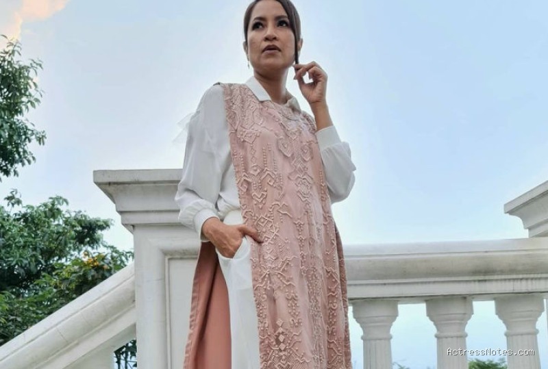 Biodata Sari Nila: Agama, Keluarga, Pacar, Fakta dan Karir