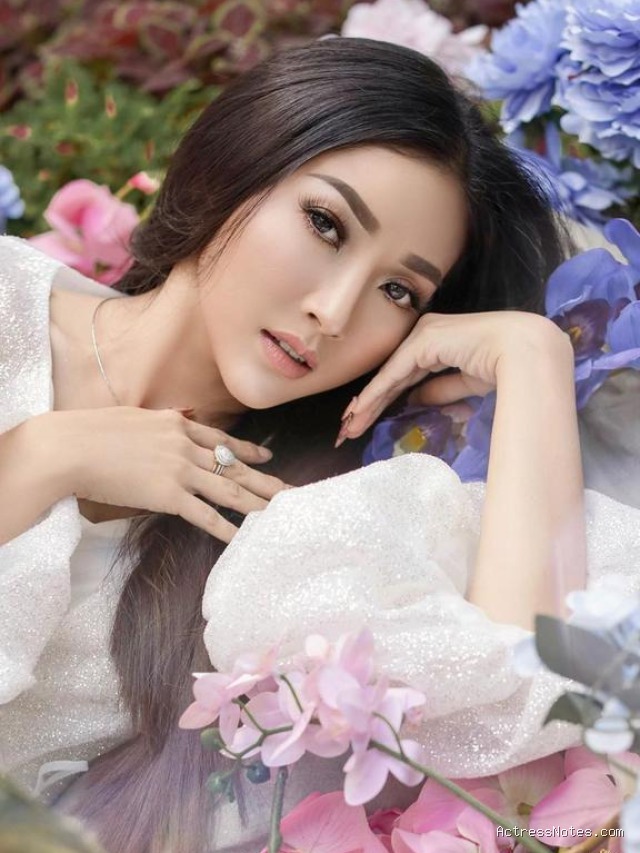 Biodata Sarwendah: Agama, Keluarga, Pacar, Fakta dan Karir