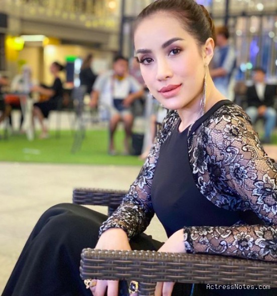 Biodata Shinta Bachir: Agama, Keluarga, Pacar, Fakta dan Karir