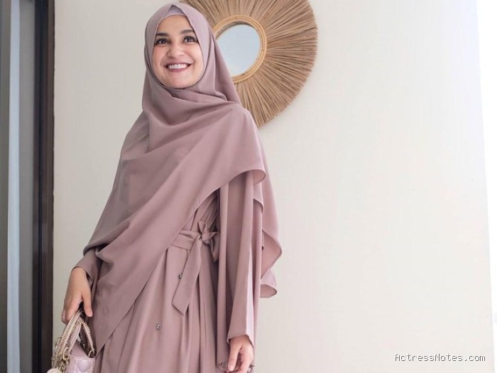 Biodata Shireen Sungkar: Agama, Keluarga, Pacar, Fakta dan Karir