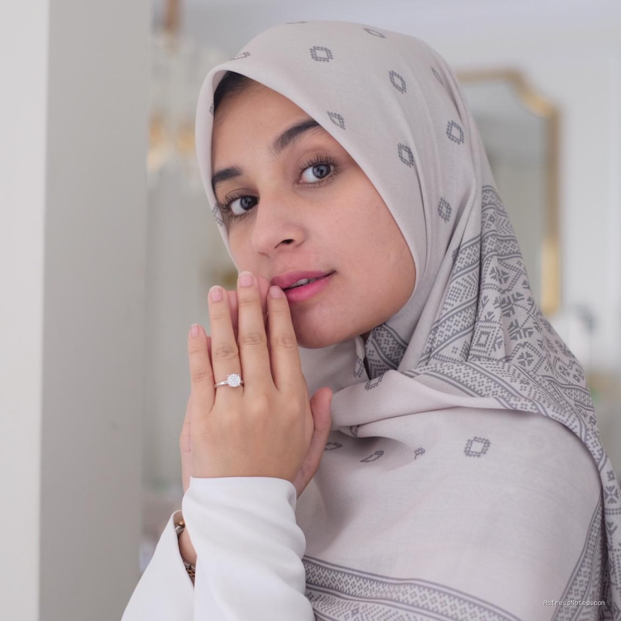 Biodata Shireen Sungkar: Agama, Keluarga, Pacar, Fakta dan Karir
