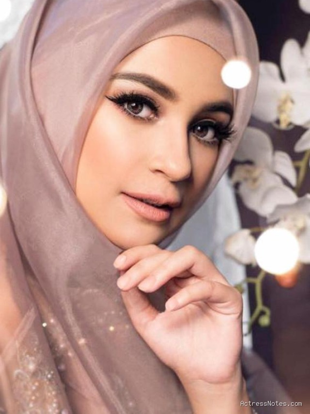 Biodata Shireen Sungkar: Agama, Keluarga, Pacar, Fakta dan Karir