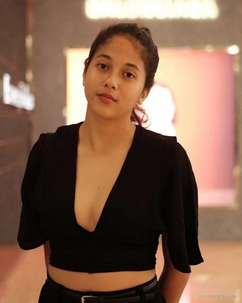 Biodata Sitha Marino: Agama, Keluarga, Pacar, Fakta dan Karir