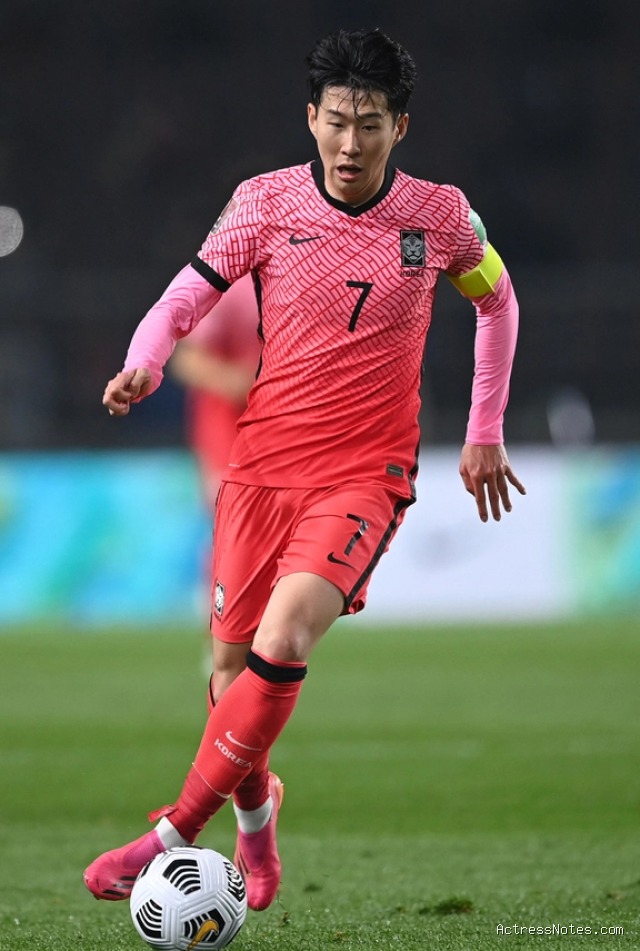 Biodata Son Heung Min: Agama, Keluarga, Pacar, Fakta dan Karir