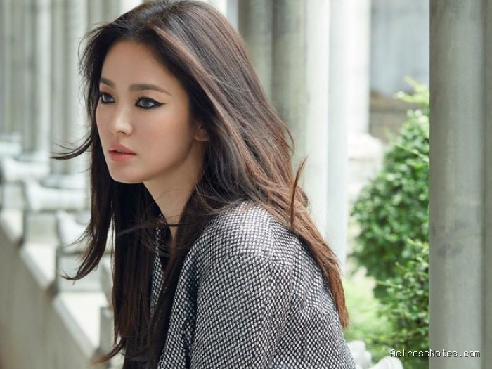 Biodata Song Hye Kyo: Agama, Keluarga, Pacar, Fakta dan Karir