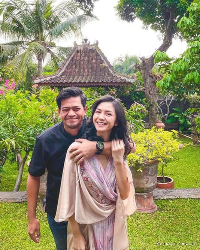 Biodata Surya Insomnia: Agama, Keluarga, Pacar, Fakta dan Karir