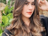 Syahnaz Sadiqah: Agama, Keluarga, Pacar, Fakta & Karir Terungkap