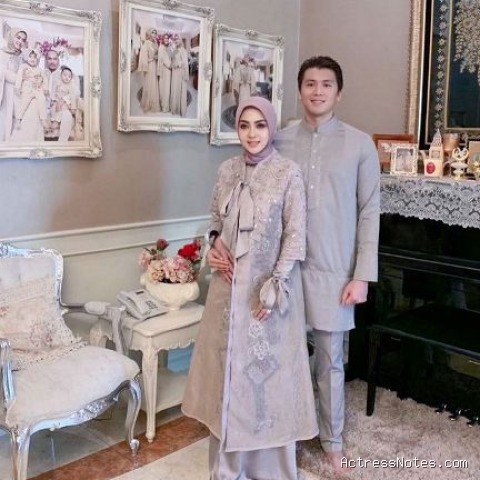 Biodata Syahrini: Agama, Keluarga, Pacar, Fakta dan Karir