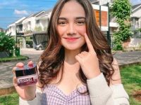 Syifa Hadju: Agama, Keluarga, Pacar, Fakta & Karir Lengkap