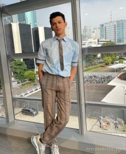 Biodata Taha Tolu: Agama, Keluarga, Pacar, Fakta dan Karir