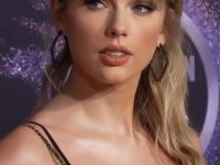 taylor-swift-agama-keluarga-pacar-fakta-karir-22343 Taylor Swift: Agama, Keluarga, Pacar, Fakta & Karir