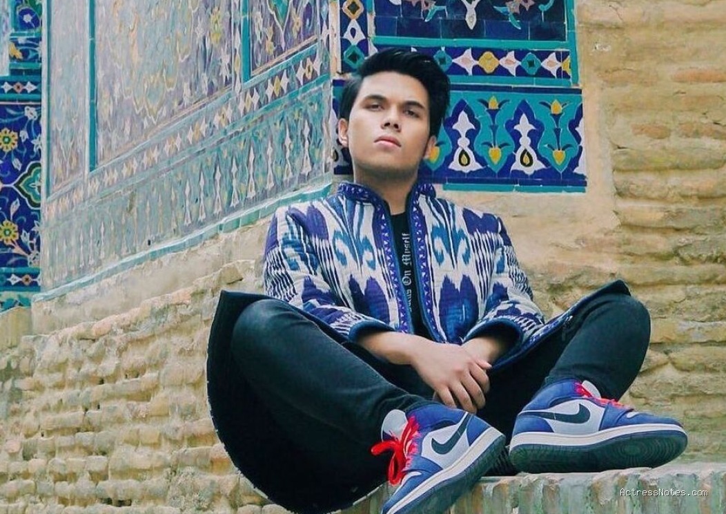 Biodata Thariq Halilintar: Agama, Keluarga, Pacar, Fakta dan Karir