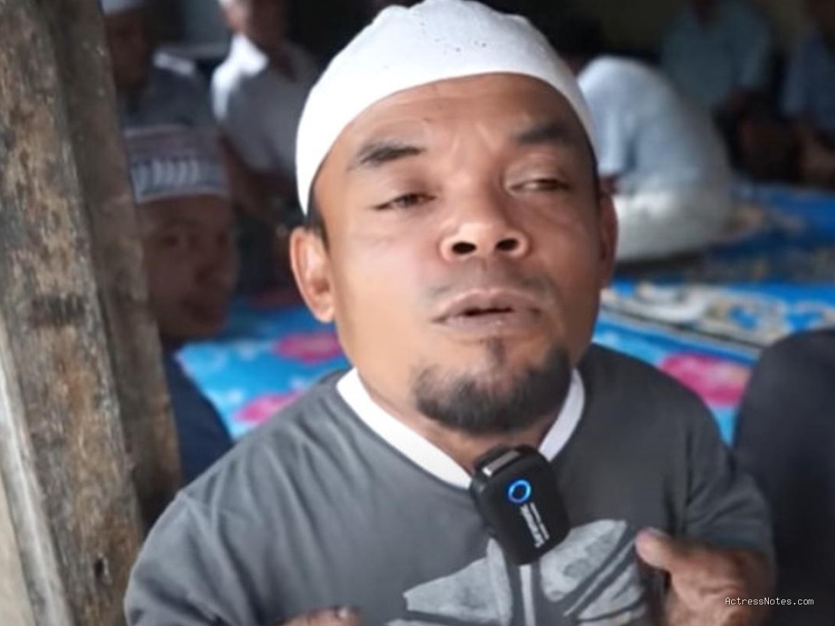 Biodata Ucok Baba: Agama, Keluarga, Pacar, Fakta dan Karir