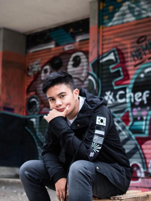 Biodata Umay Shahab: Agama, Keluarga, Pacar, Fakta dan Karir