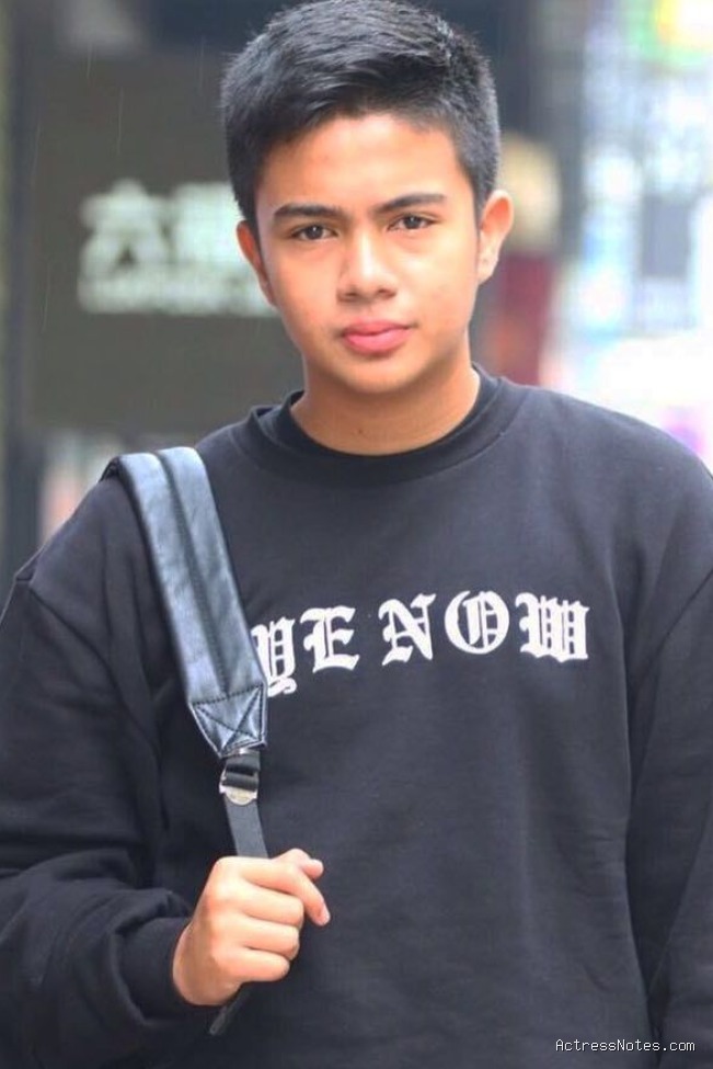 Biodata Umay Shahab: Agama, Keluarga, Pacar, Fakta dan Karir