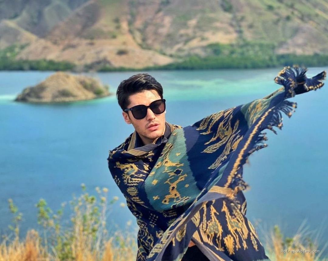 Biodata Valentino Peter: Agama, Keluarga, Pacar, Fakta dan Karir