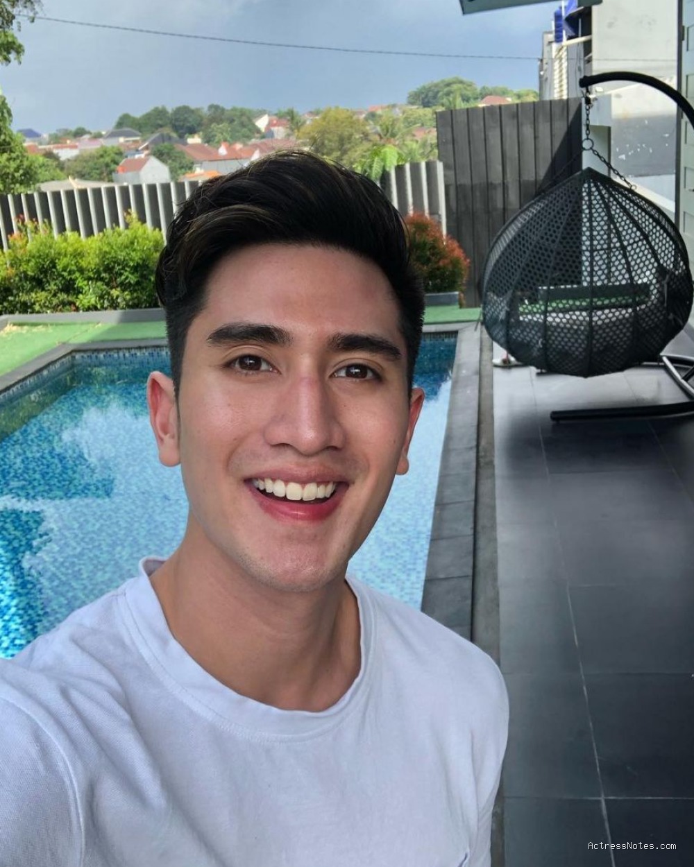 Biodata Verrell Bramasta: Agama, Keluarga, Pacar, Fakta dan Karir