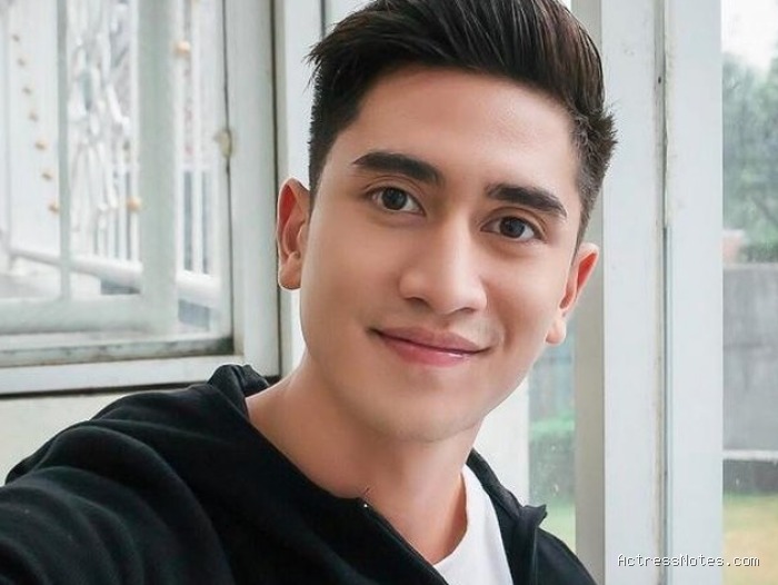 Biodata Verrell Bramasta: Agama, Keluarga, Pacar, Fakta dan Karir